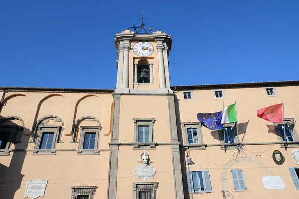 Rathaus von Tarquinia, Italien — Stockfoto