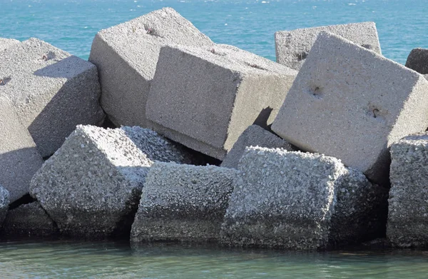 Cubos no mar — Fotografia de Stock