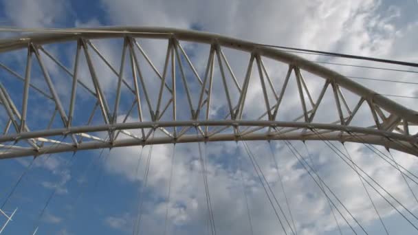 El puente Garbatella Cobra en la sección Ostiense de Roma, Italia — Vídeos de Stock