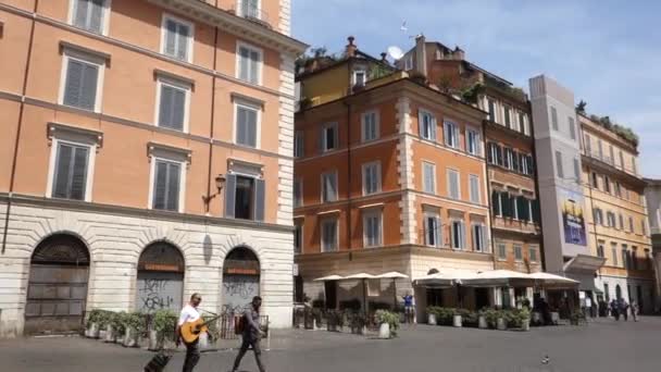 Roma Italia Mayo 2017 Vida Local Plaza Santa Maria Trastevere — Vídeos de Stock