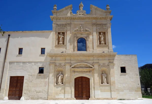 Iglesia barroca Fachada en Lecce, Italia — Foto de Stock