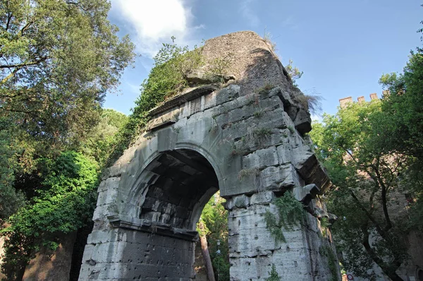El Arco de Druso — Foto de Stock