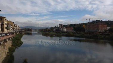 Kule San Piazza Poggi Arno Nehri, Floransa, İtalya boyunca yer alan Niccolo