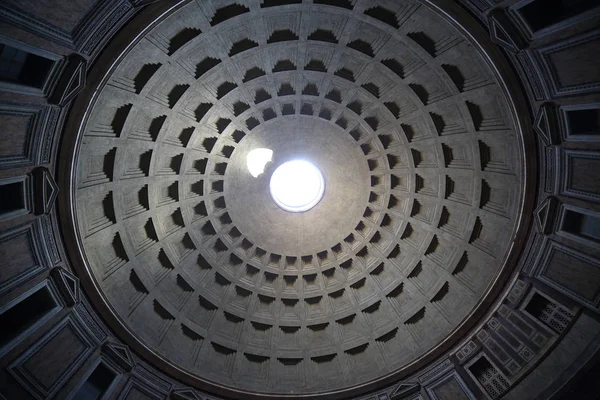Oculus Kopułę Panteonu Rzym Włochy — Zdjęcie stockowe