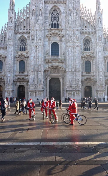 Santa claus bicycle — Stock Photo, Image