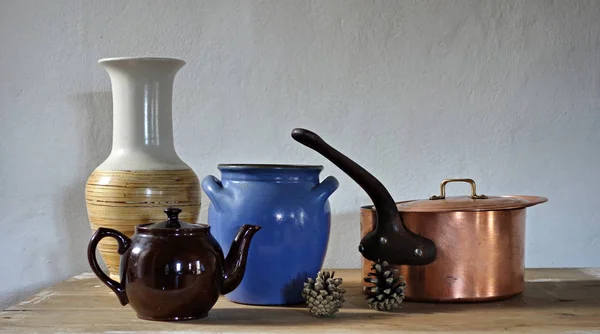 Old pots still life — Stock Photo, Image