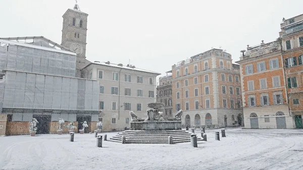 Снег в Риме — стоковое фото