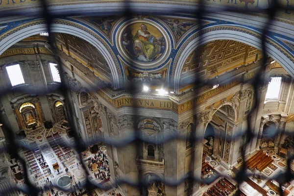 Basilique Saint-Pierre intérieur Vatican — Photo