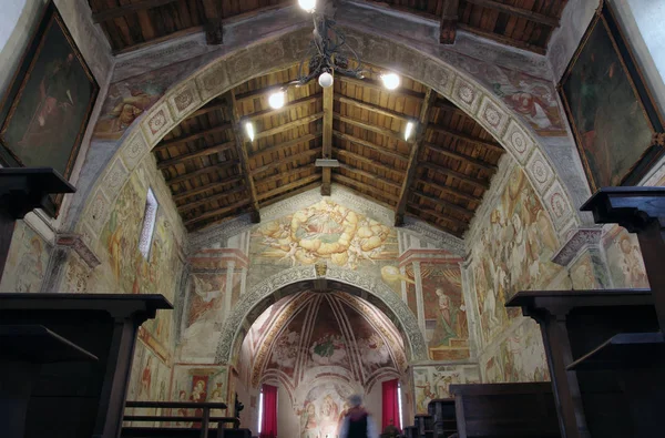 意大利山麓 Varallo 找平的话圣马来教堂 — 图库照片