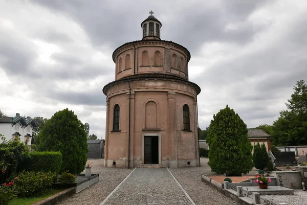 Kyrkogård i Maggiora Piemonte, Italien — Stockfoto