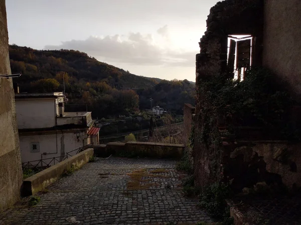 Saracinesco medieval village, Italy — Stok fotoğraf