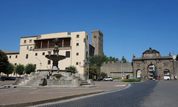 Największy Plac Viterbo Nazwany Imieniem Rocca Albornoz — Zdjęcie stockowe