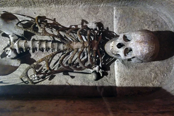Esqueleto Humano Antiguo Tumba Romana —  Fotos de Stock