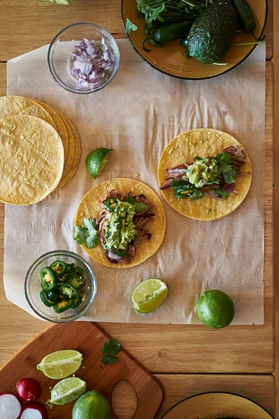 Κάνοντας tacos, επίπεδη lay σύνθεση — Φωτογραφία Αρχείου