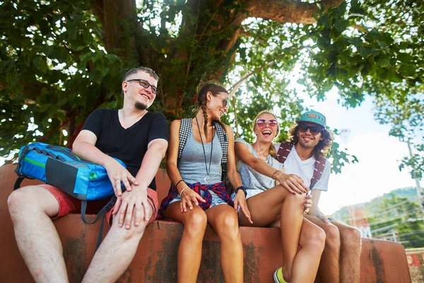 Group of four tourists — Stock Photo, Image