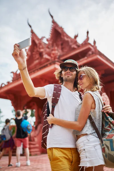 Tapınakta çekim turist — Stok fotoğraf