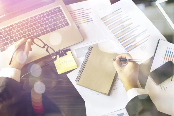 İş modern cihazlar kavramı