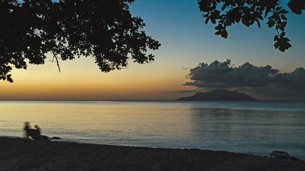 Seyşeller on pitoresk bir renkli sunset