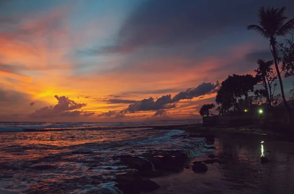 Kolorowy Zachód Słońca Plaży Kogala Sri Lanka — Zdjęcie stockowe