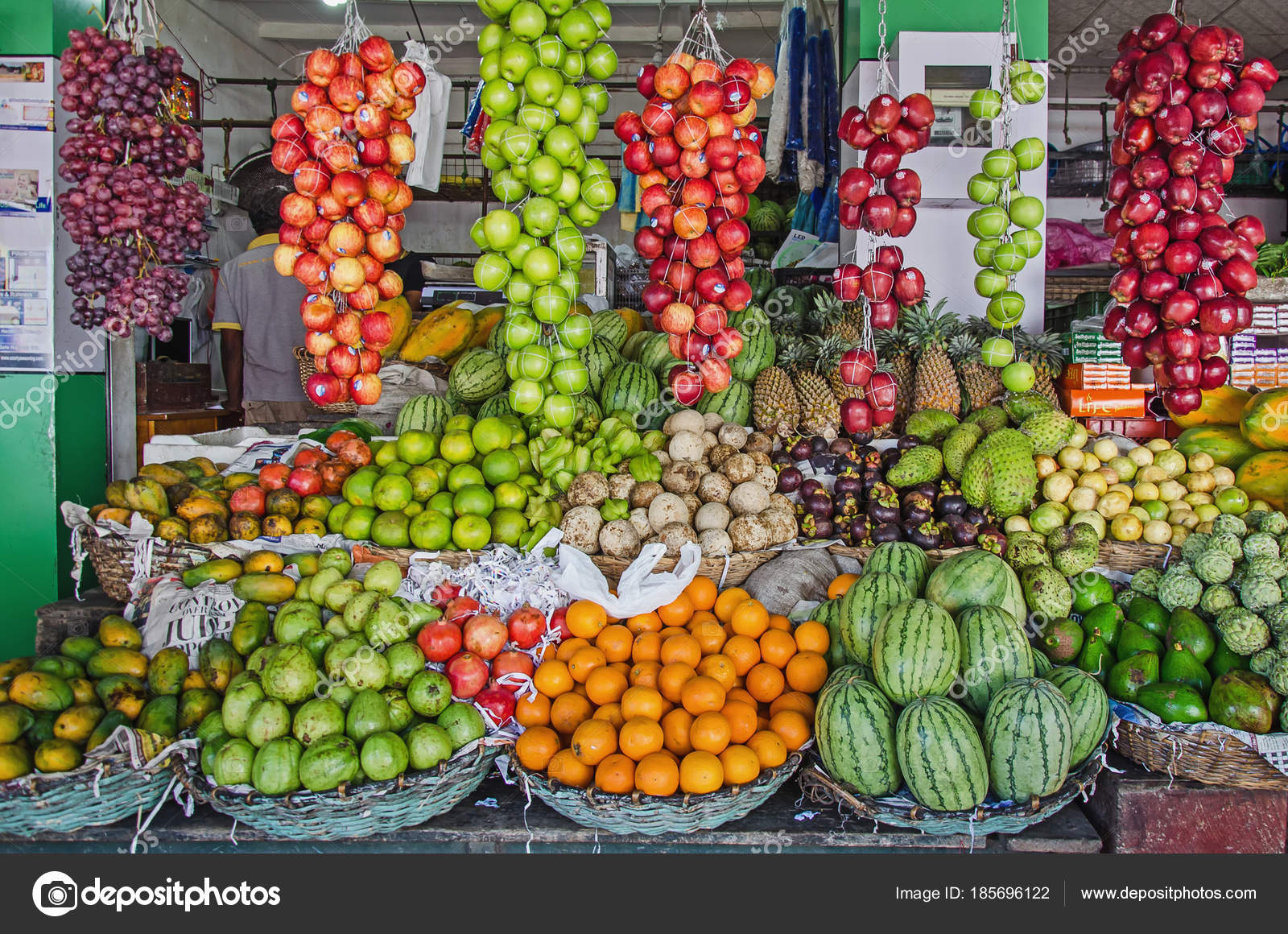 Stall Fresh Fruits Sri Lanka — Stock Photo © Sam714 185696122