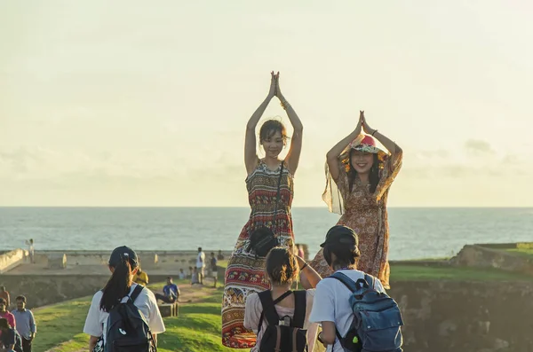 Turistas Chineses Estão Divertindo Galle Sri Lanka Jun 2017 Imagens De Bancos De Imagens Sem Royalties