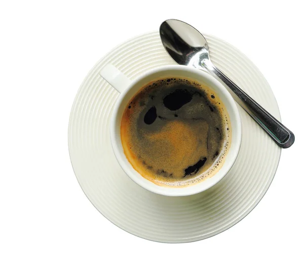 Черный кофе в белой чашке изолированы на белом с вырезкой пути . — стоковое фото