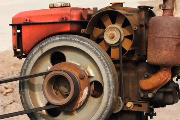 A rusty of old diesel engine — Stock Photo, Image
