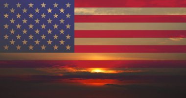 Bize günbatımında dramatik cennet ile bayrak