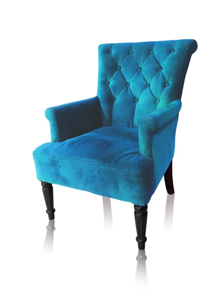 Fauteuil vintage bleu ciel isolé sur un chemin de coupe blanc . — Photo