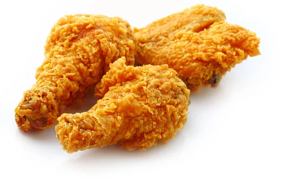 Pollo frito aislado en blanco — Stockfoto