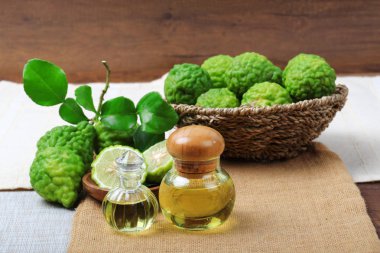Bergamot aromalı spa şişe uçucu yağ ile 