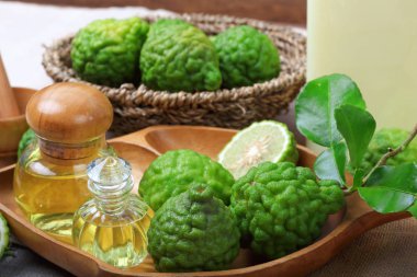 Bergamot aromalı spa şişe uçucu yağ ile 