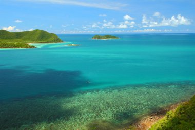 Chonburi Eyaleti, Tayland Körfezi, güzel mavi deniz manzarası.