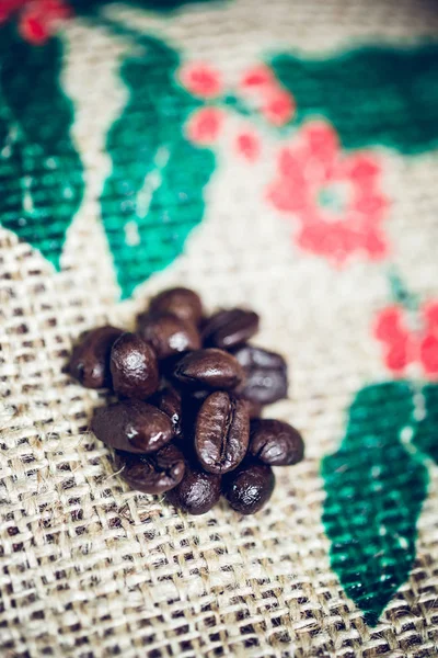 Top view of coffee beans mediam rosted closeup shot,Background S — Stock Photo, Image