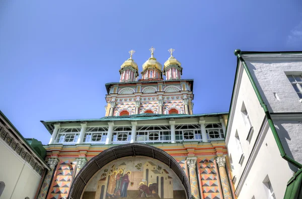 Holy Gates and gate tower. Holy Trinity St. Sergius Lavra. Sergiev Posad, Russia. — Stock Photo, Image