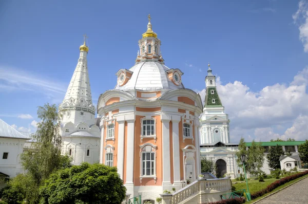 Chiesa dell'icona di Smolensk della Santa Madre. La Santissima Trinità Sergio Lavra, Sergiev Posad, Russia . — Foto Stock