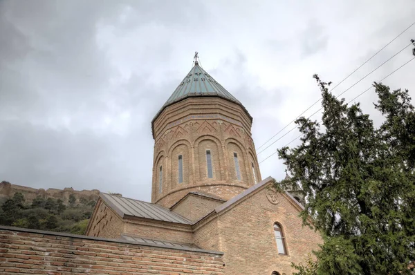 Kathedraal van Sint-Joris - 13e eeuw Armeens-apostolische Kerk. Tbilisi, Georgië. — Stockfoto