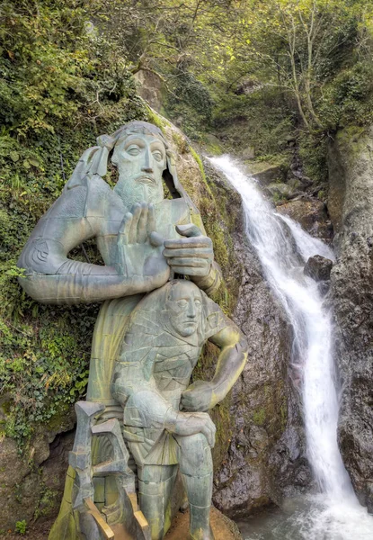 第一次被称为圣安德鲁的瀑布。萨尔皮。阿扎尔。格鲁吉亚. 图库图片
