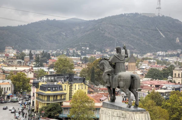 Památník zakladatele města Vakhtang Gorgasali cara. Tbilisi. Gruzie. Stock Obrázky