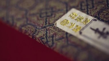 Kutusu ve painbrush bir hat yakın çekim makro için