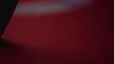 Çin kaligrafi. Kırmızı kağıda yazı