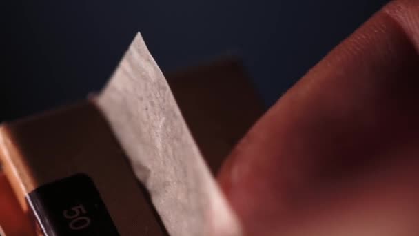 Macro Geschoten Papier Voor Een Gezamenlijke Rekening — Stockvideo