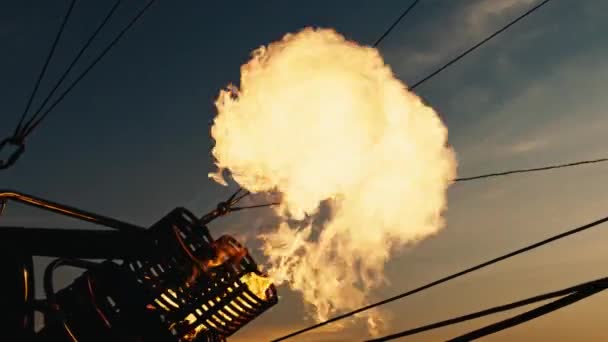 Globo Aire Caliente Explosiones Fuego — Vídeo de stock