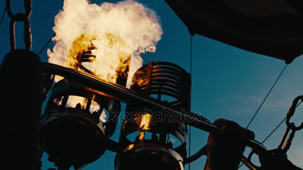 Balon Ogrzane Powietrze Wybuchy Ognia — Wideo stockowe