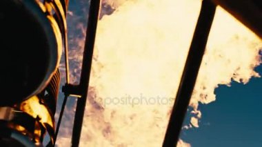 Sıcak hava balonu. Yangın patlamaları.