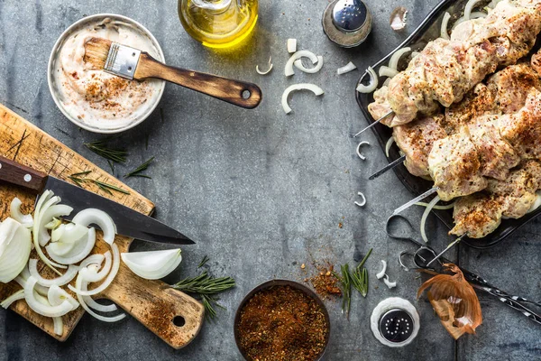 Rezept Zum Kochen Von Schaschlik Marinadensauce Und Gewürzen Eingelegtes Rohes — Stockfoto