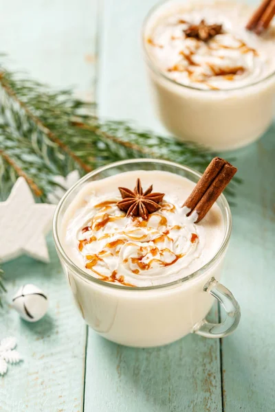 Eggnog Traditional Christmas Drink Spiced Egg Milk Cocktail Cream Caramel — Stock Photo, Image