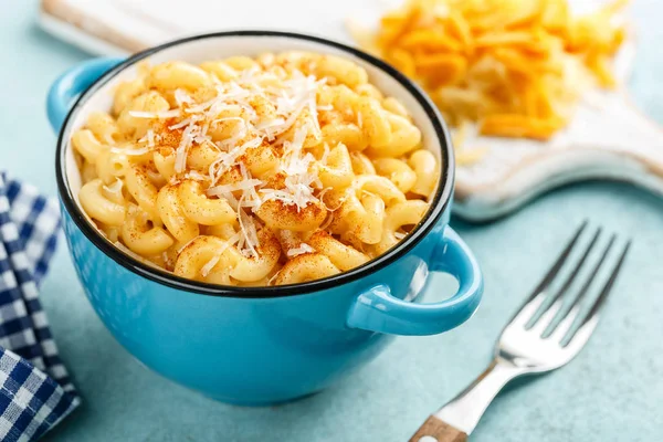 Macarrão Com Queijo Macarrão Prato Americano Tradicional Molho Queijo — Fotografia de Stock