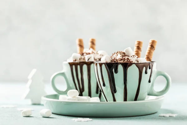 Гарячий Шоколадний Святковий Десерт Збитими Морозивом Або Морозивом — стокове фото