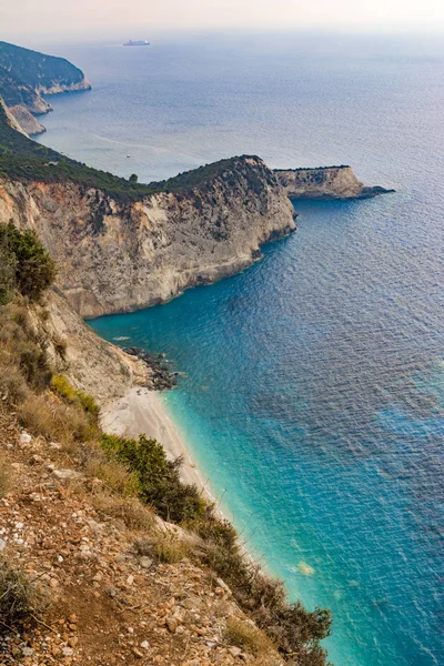 ギリシャのレフカダ島の美しいトップビュー海岸線 — ストック写真
